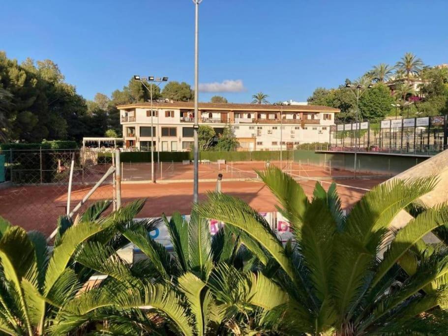 La Casa De Las Palmeras Muntanya la Sella Bagian luar foto